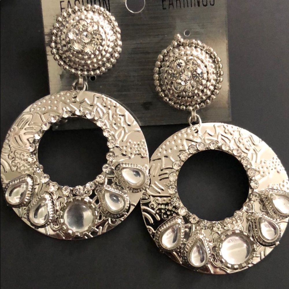 Silver earrings - Picture 3 of 5